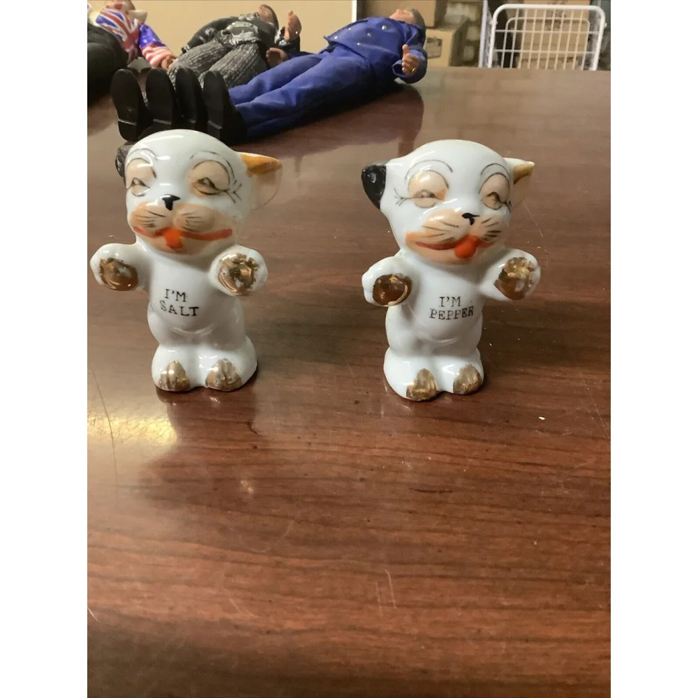 VTG I’m Salt I’m Pep Bonzo Dog Japan Salt & Pepper Shakers